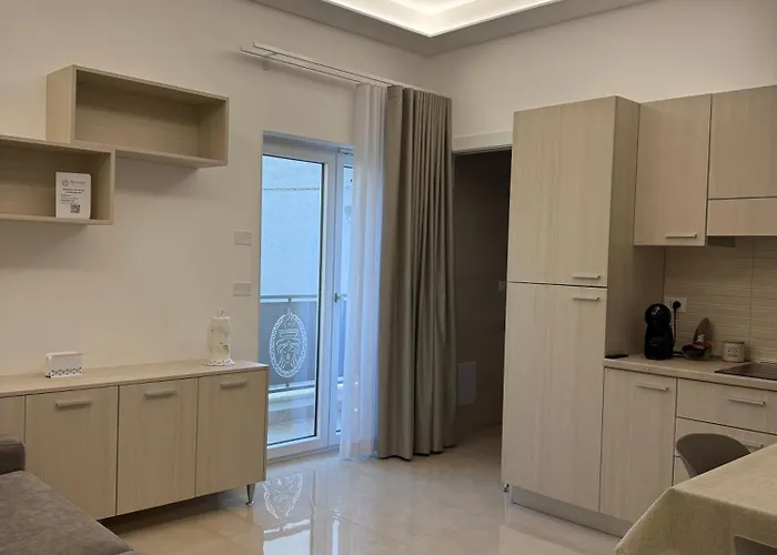 La Dimora Degli Dei 카로비그노