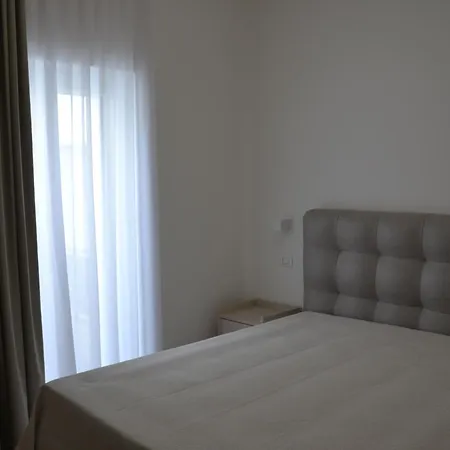 La Dimora Degli Dei Aparthotel *
