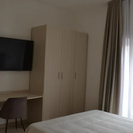 La Dimora Degli Dei Aparthotel *