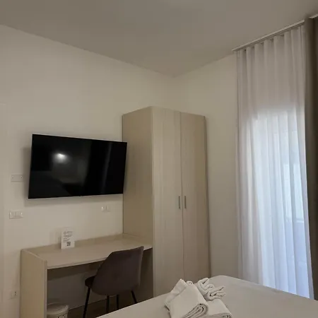 Ξενοδοχείο με διαμερίσματα La Dimora Degli Dei 4*