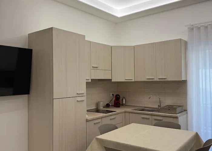 La Dimora Degli Dei מלון דירות קרוביניו